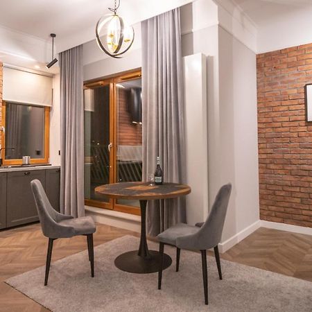Labo Apartment Metro Mlociny วอร์ซอ ภายนอก รูปภาพ
